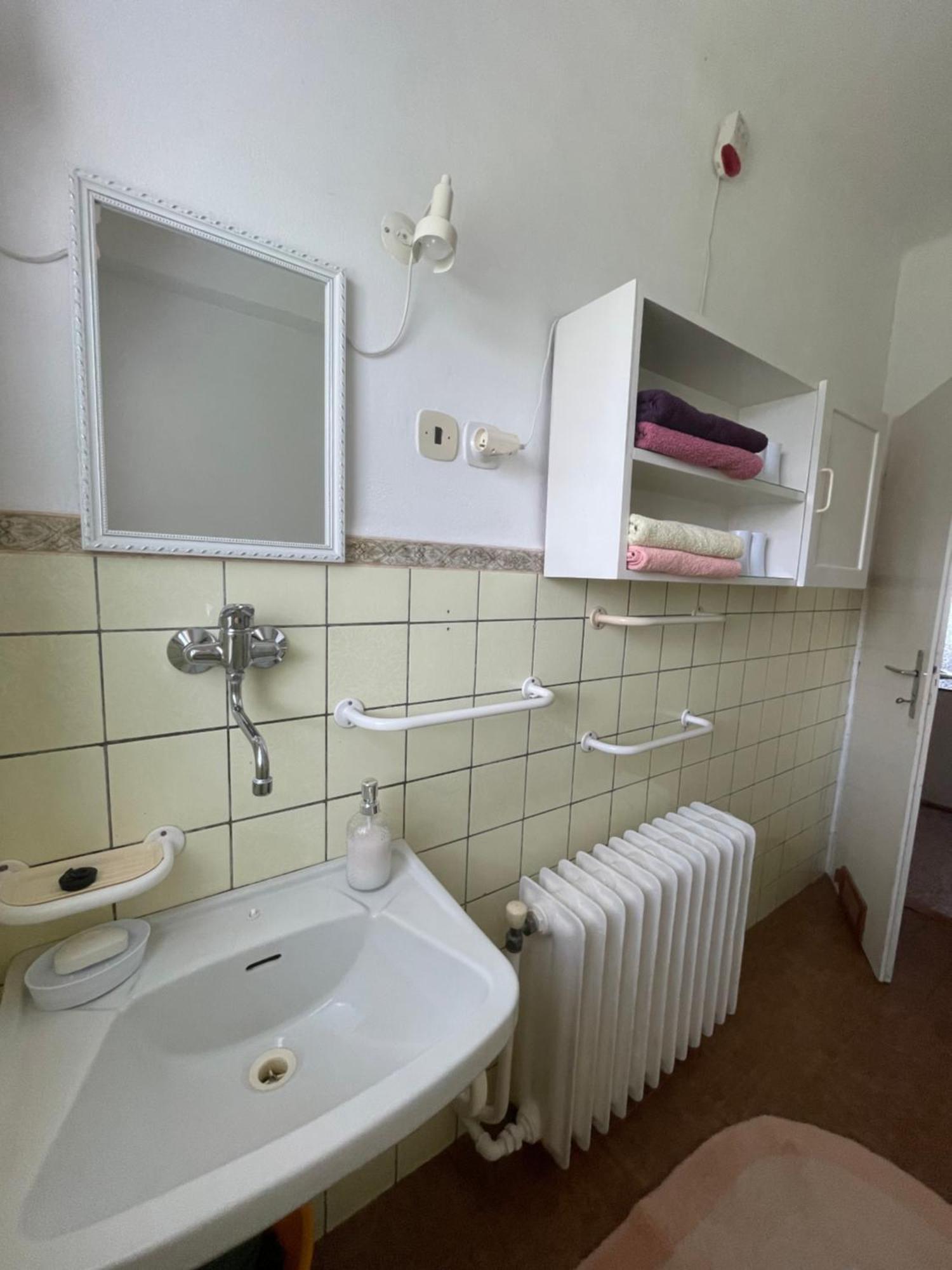 Apartman Pro 4 Osoby Česká Skalice Eksteriør billede