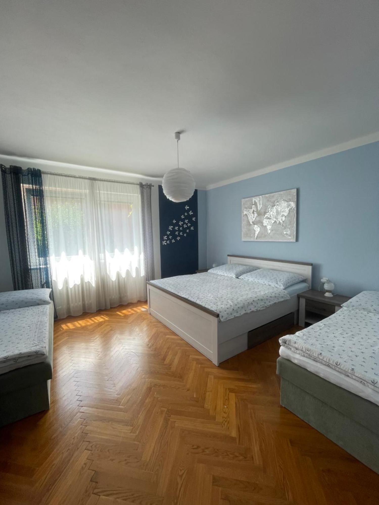 Apartman Pro 4 Osoby Česká Skalice Eksteriør billede